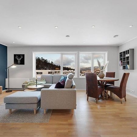 Stor Og Moderne Leilighet I Indre Arna Bergen Gratis Parkering!! エクステリア 写真
