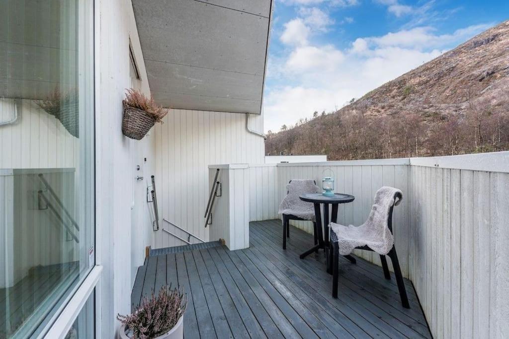 Stor Og Moderne Leilighet I Indre Arna Bergen Gratis Parkering!! エクステリア 写真