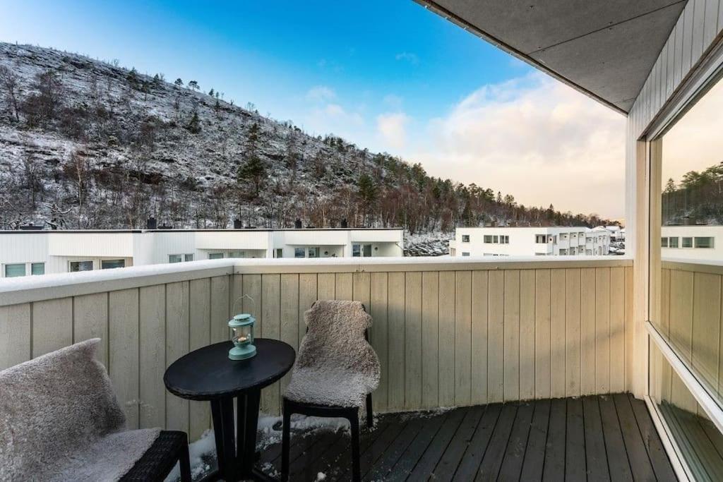 Stor Og Moderne Leilighet I Indre Arna Bergen Gratis Parkering!! エクステリア 写真